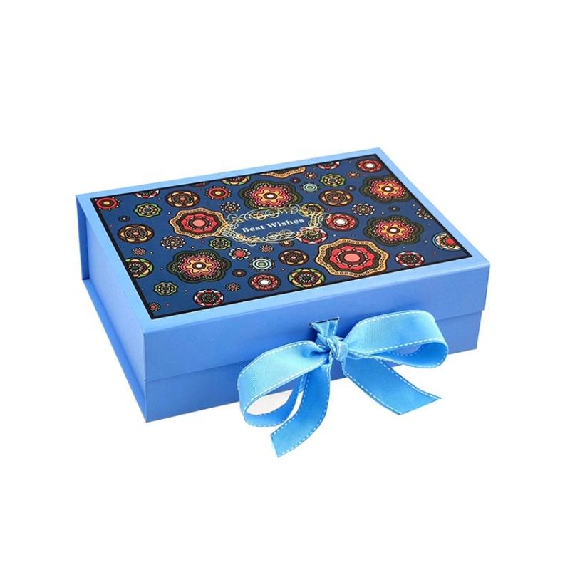 folding magnetic box with ribbon