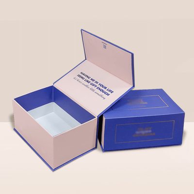 blue magnetic gift box